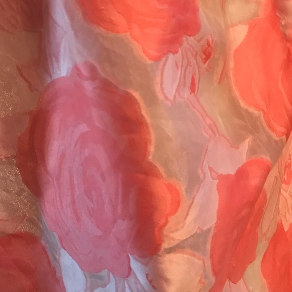 Lush Floral Dress - Picture 5 of 6